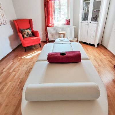 Schwangerschaftsliege für die Massage bei SonnenOase